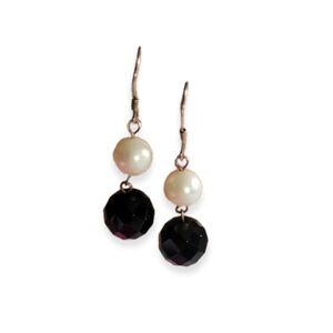 Elegant Pearl and Black Bead Earrings